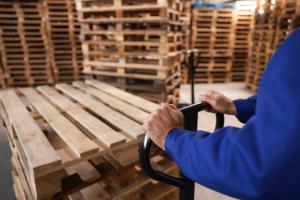 Collecte et valorisation de palettes à Taverny